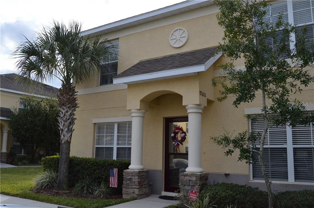 EILAND PARK TWNHMS - фото