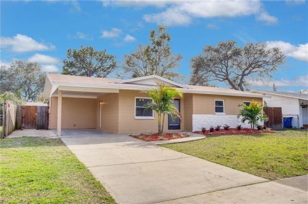 SEMINOLE LAKE VILLAGE 1ST ADD