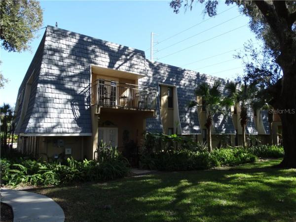 VICTORIA PALMS CONDO