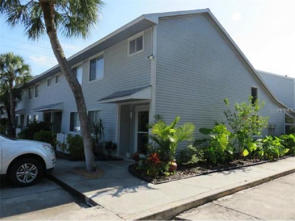 LOCH LOMOND ESTATES CONDO