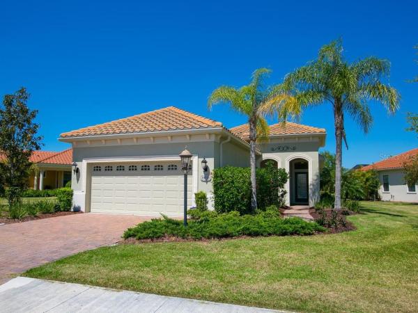 COUNTRY CLUB EAST AT LWR SUBPH QQ UNIT 1