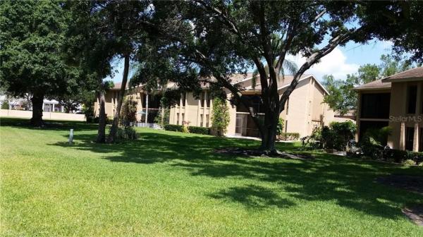 TERRACES OF FOREST LAKES