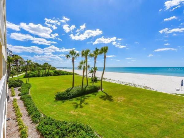 LONGBOAT KEY TOWERS