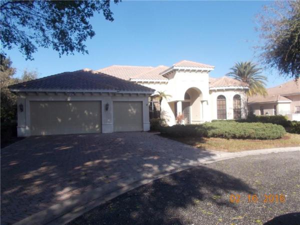 PELICAN POINTE GOLF & COUNTRY CLUB