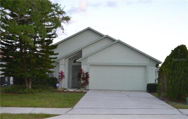 STERLING POINTE 48/1