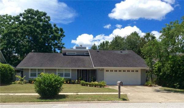 COACH LIGHT ESTATES SEC 3