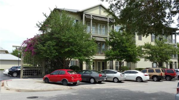 CARLYLE RESIDENCES AT CELEBRATION