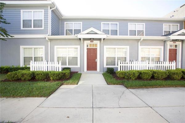 VILLAS AT SEVEN DWARFS LANE