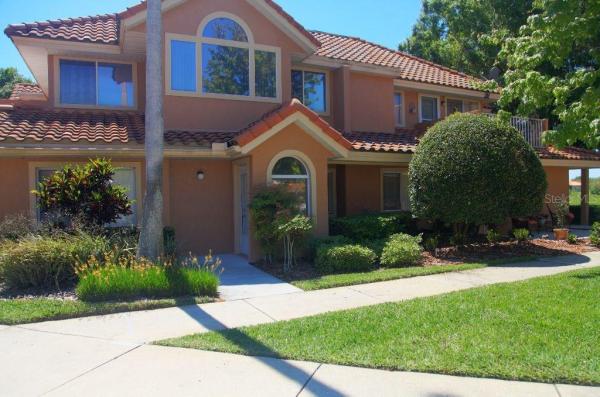 GARDEN VILLAS CONDO PH 01