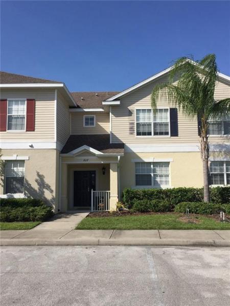 TRAFALGAR VILLAGE PH 01