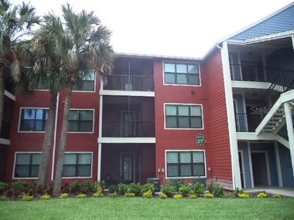 GRANDE OASIS AT CARROLLWOOD