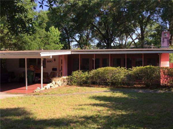 V H MUSSELWHITES SUB