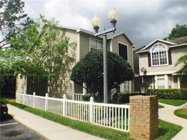 THATCHERS LANDING CONDO 03