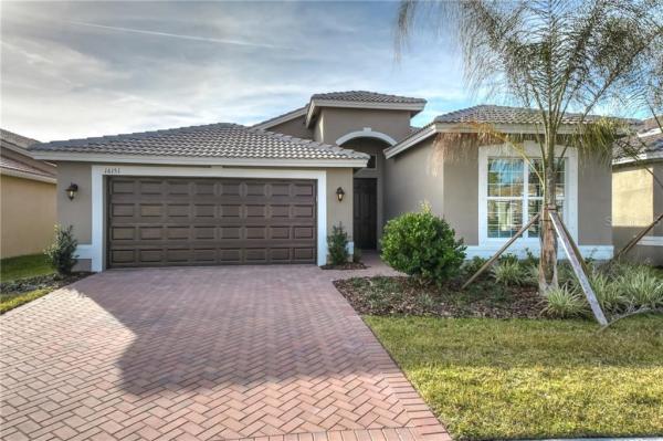 VALENCIA LAKES J SECTION