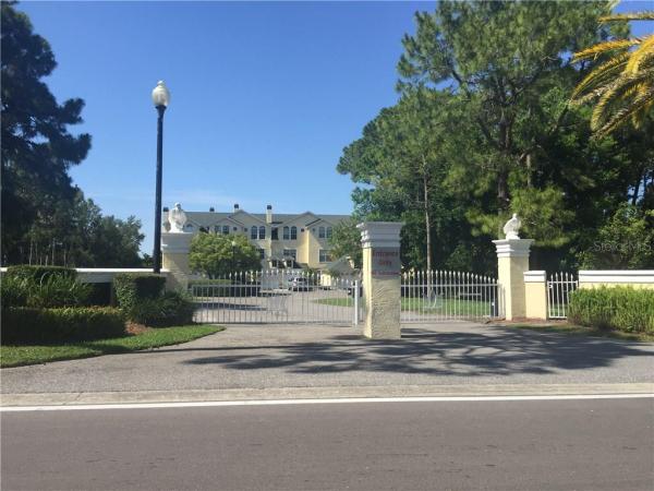 WESTCHESTER LAKE TWNHMS