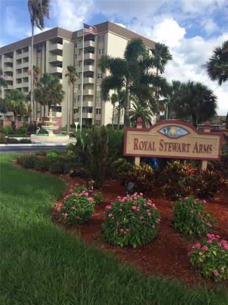 ROYAL STEWART ARMS