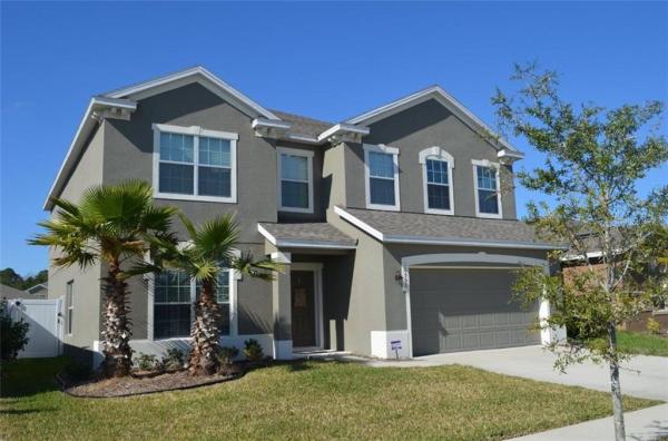 POINTE AT HUNTERS CREEK