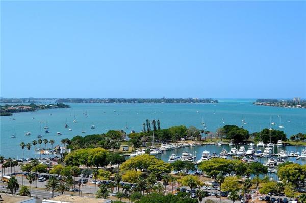 1350 MAIN RESIDENTIAL