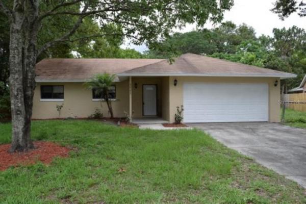 QUAIL HOLLOW AT QUEENSWOOD MANOR