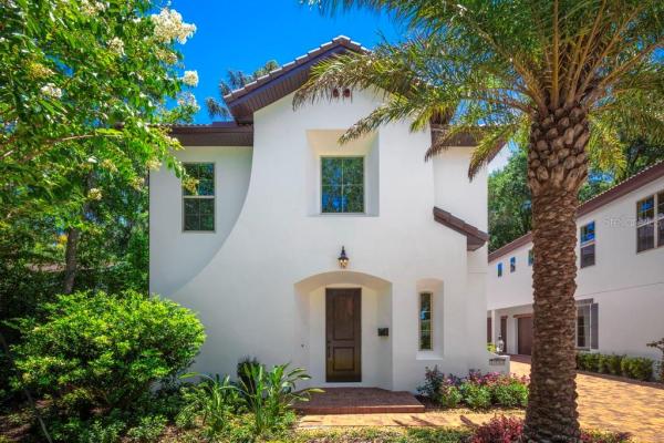 RIDGEWOOD CONDOMINIUMS