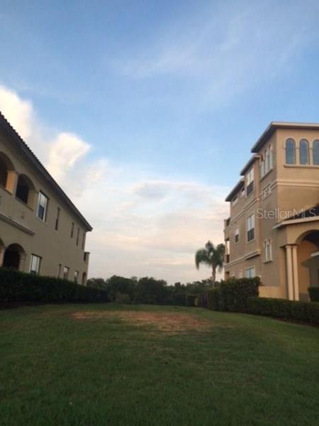 REUNION WEST VILLAGE 03A