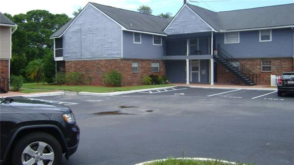 VENETIA COUNTRY CLUB CONDO