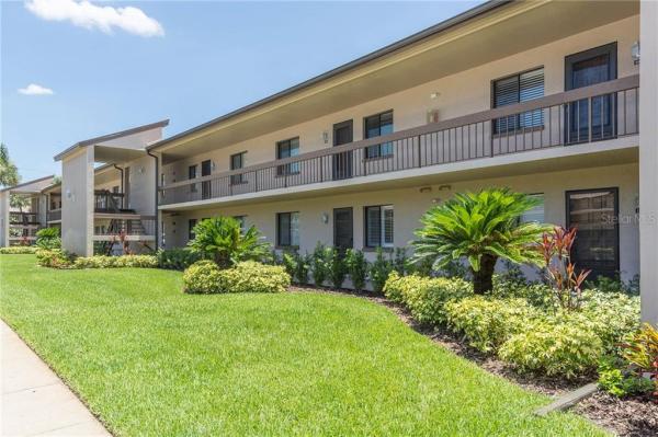 EAST LAKE WOODLANDS CONDO