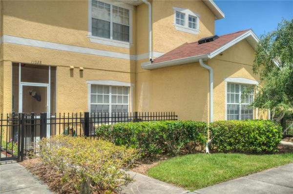 RIVERCREST TWNHMS WEST PH 02