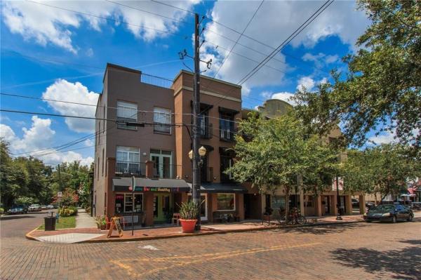 THORNTON PLACE TOWNHOMES