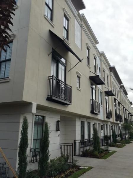 BROWNSTONES OF THORNTON PARK