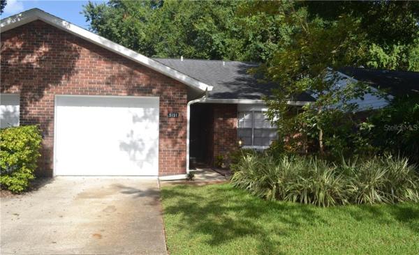 LAZY OAKS CONDOMINIUM