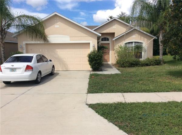 COUNTRY CLUB ESTATES