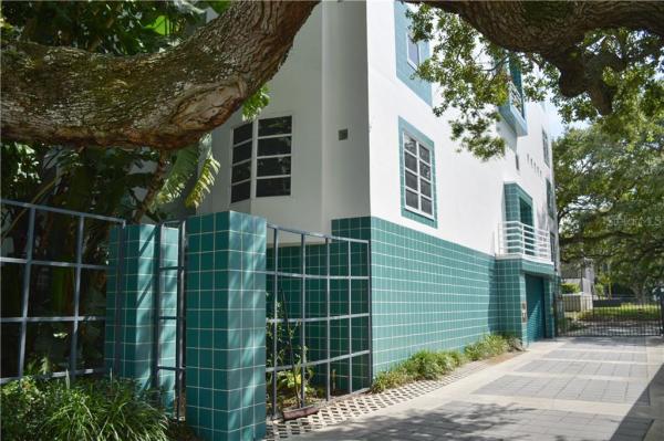 BAYSHORE ON BLVD A CONDO