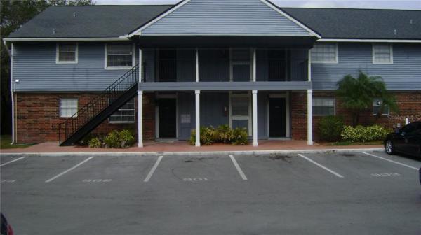 VENETIA COUNTRY CLUB CONDO