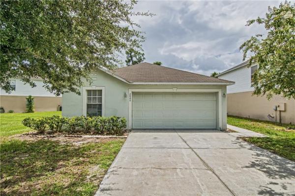 WHISPERING TRAILS PH 01