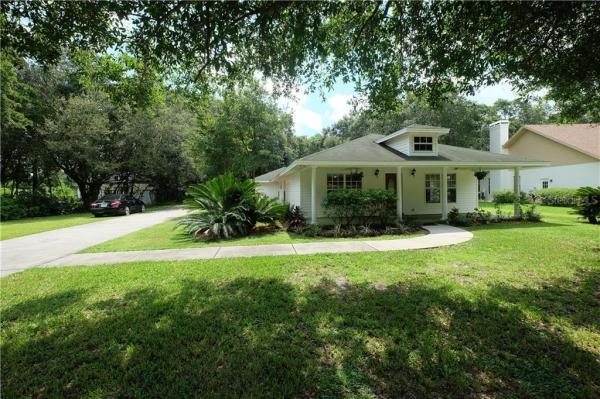 COUNTRY CLASS ESTATES