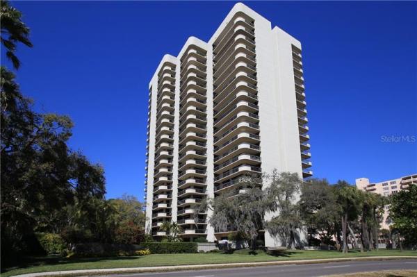 ATRIUM ON BAYSHORE A CONDO