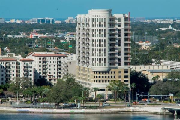 PARKSIDE OF 01 BAYSHORE