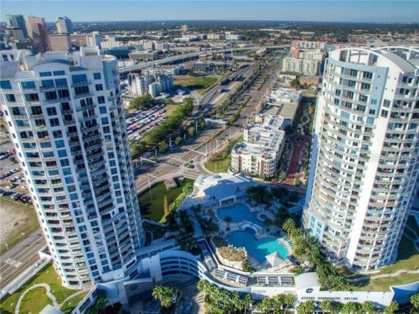 TOWERS OF CHANNELSIDE CONDO