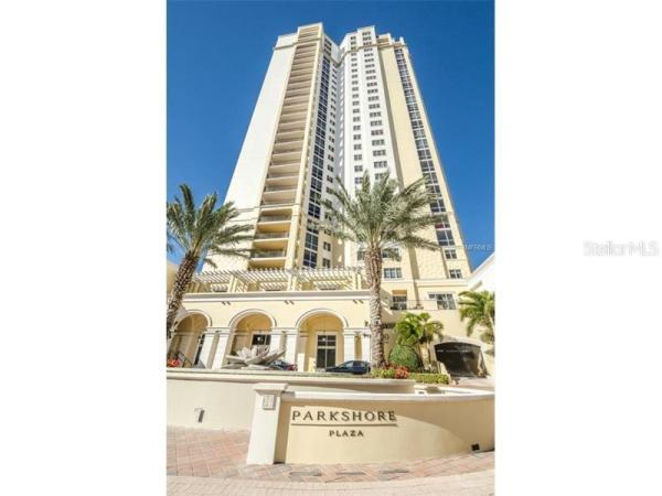 PARKSHORE PLAZA CONDO