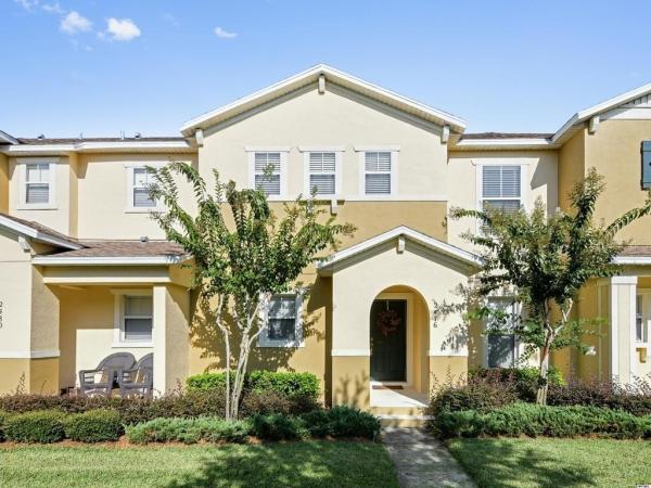 AVALON PARK NORTHWEST VILLAGE PH 02-4