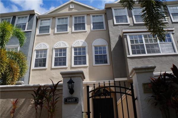 HARBOURSIDE AT HARBOUR ISLAND PH 01