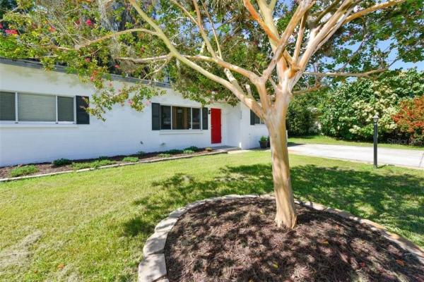 LAS LOMAS DE SARASOTA