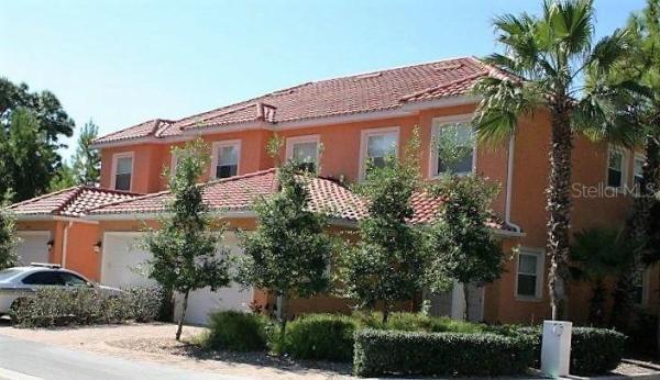 TOWNHOMES/CYPRESS WALK PH I