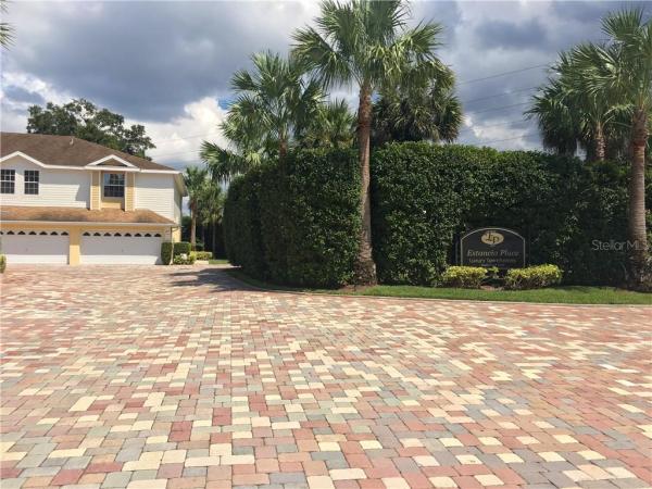 ESTANCIA PLACE TWNHMS