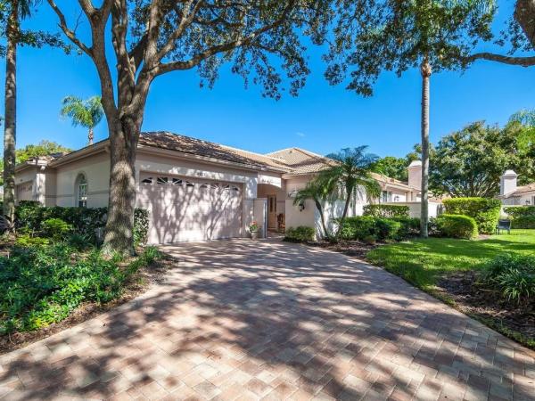 THE MEADOWS - CHATSWORTH GREENE