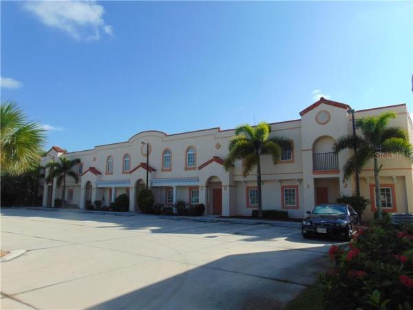 TOWNHOMES DEEP CREEK TR E