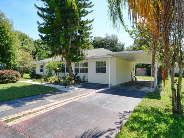 TAVARES BANNING BEACH