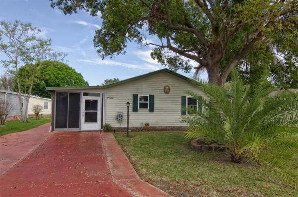 LADY LAKE ORANGE BLOSSOM GARDENS UNIT 14