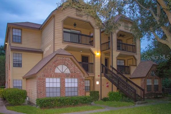 LAKEWOOD PARK A CONDO